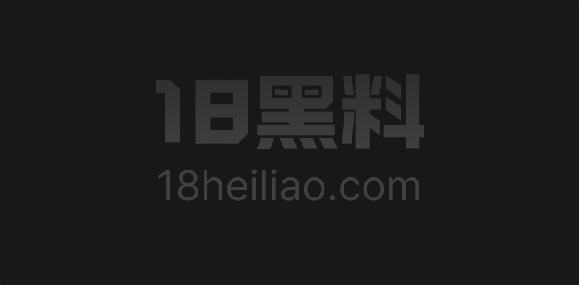 饥渴小情侣大街当众摸奶抠逼被全程记录 性欲上头丝毫不顾路人目光 管自己爽 - 图1